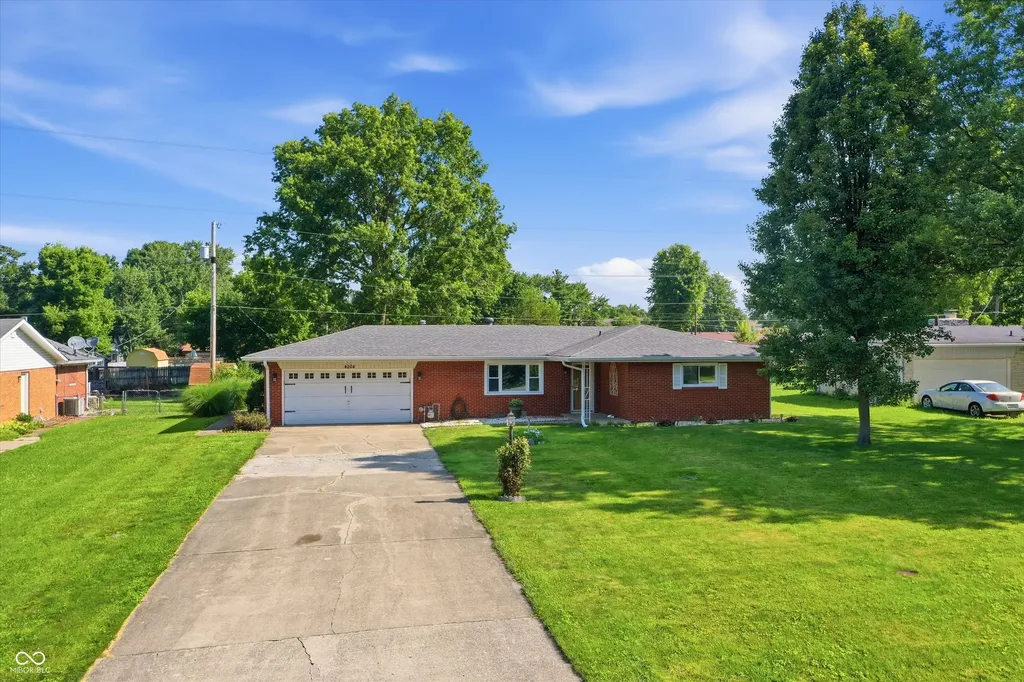 4204 E Cragmont Drive Indianapolis IN 46237