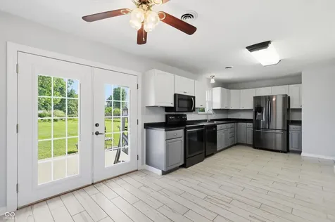 4204 E Cragmont Drive Indianapolis IN 46237