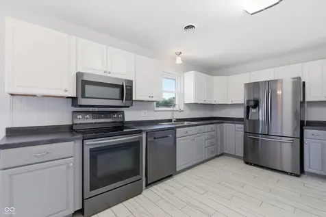 4204 E Cragmont Drive Indianapolis IN 46237