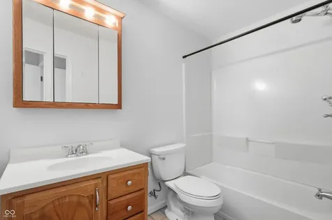 4204 E Cragmont Drive Indianapolis IN 46237