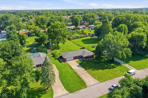 4204 E Cragmont Drive Indianapolis IN 46237
