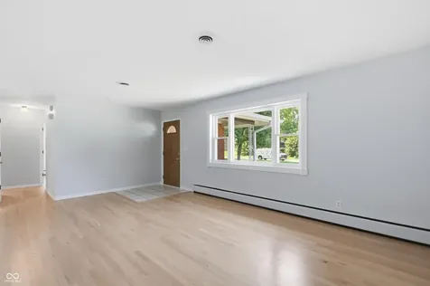 4204 E Cragmont Drive Indianapolis IN 46237
