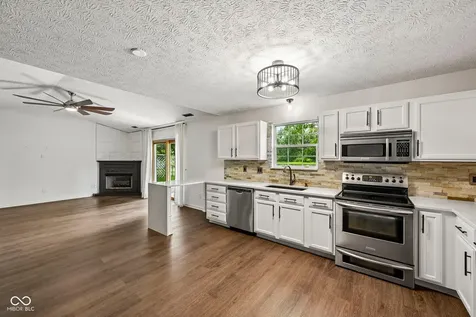 8539 Eagles Nest Drive Avon IN 46123