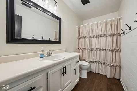 8539 Eagles Nest Drive Avon IN 46123