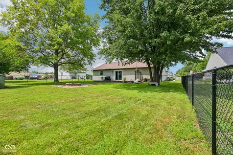 8539 Eagles Nest Drive Avon IN 46123