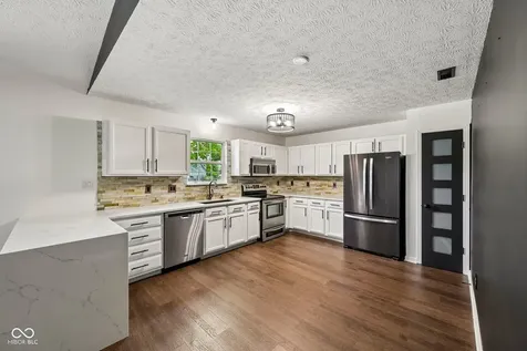 8539 Eagles Nest Drive Avon IN 46123