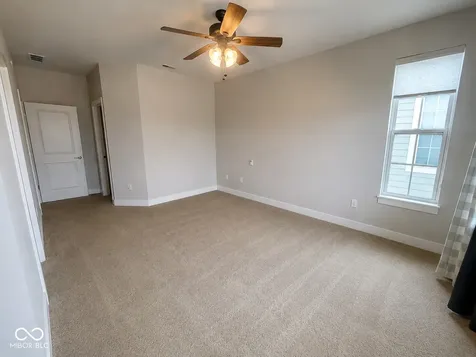 950 Kinzer Avenue Carmel IN 46032