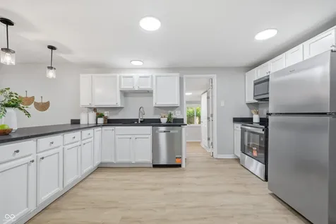 2418 E 68th Street Indianapolis IN 46220