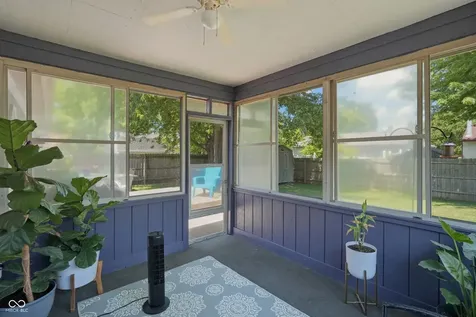 5238 Tamarisk Court Indianapolis IN 46237