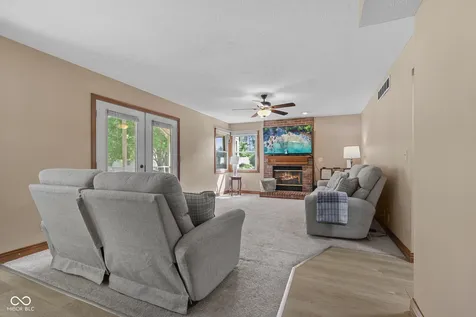 5835 W Countryside Court New Palestine IN 46163
