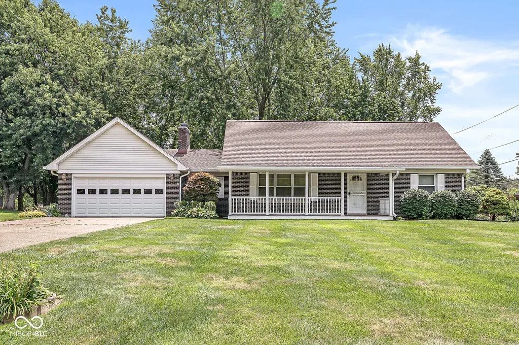2201 Redfern Drive Indianapolis IN 46227