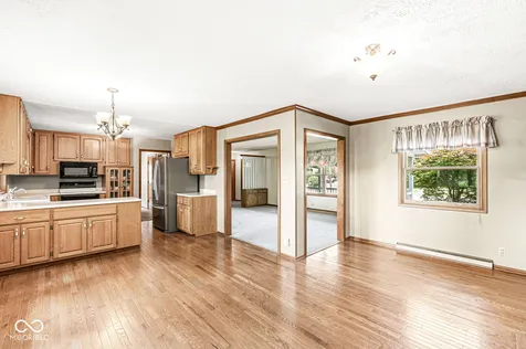 2201 Redfern Drive Indianapolis IN 46227