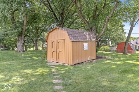 2201 Redfern Drive Indianapolis IN 46227