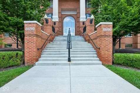 8690 Jaffa Court West #14 Drive Indianapolis IN 46260