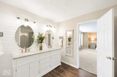 14787 Drayton Drive Noblesville IN 46062