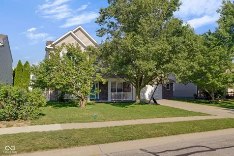 6553 Hunters Ridge S Zionsville IN 46077