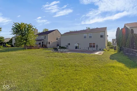 6553 Hunters Ridge S Zionsville IN 46077