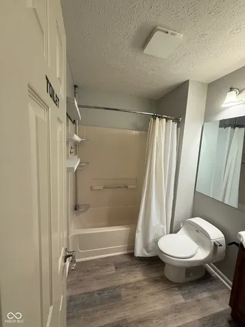 6641 Sunloch Court Indianapolis IN 46250