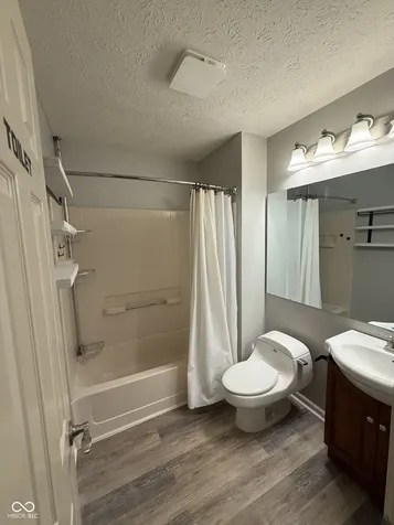 6641 Sunloch Court Indianapolis IN 46250