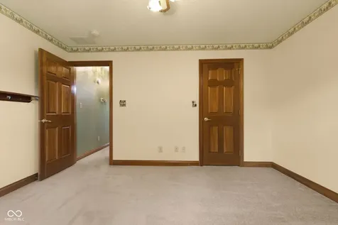 105 Woodfield Green Danville IN 46122