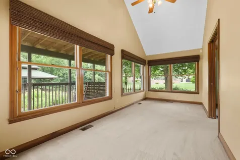 105 Woodfield Green Danville IN 46122
