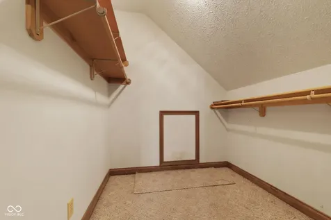 105 Woodfield Green Danville IN 46122