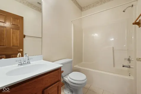 105 Woodfield Green Danville IN 46122