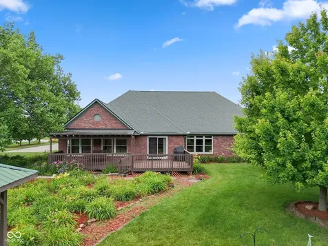 105 Woodfield Green Danville IN 46122