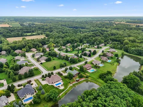 105 Woodfield Green Danville IN 46122