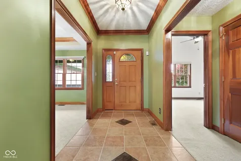 105 Woodfield Green Danville IN 46122