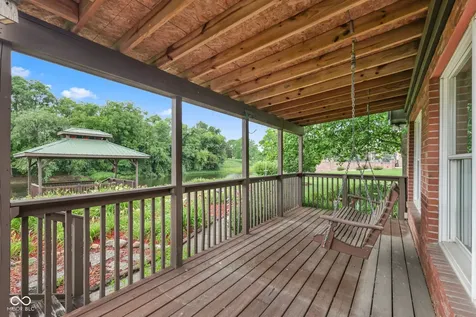 105 Woodfield Green Danville IN 46122