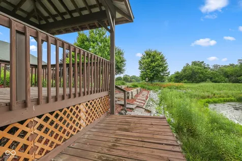 105 Woodfield Green Danville IN 46122
