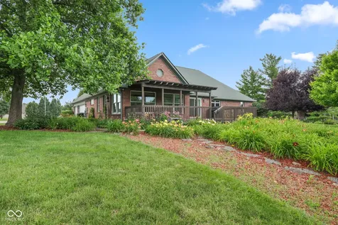 105 Woodfield Green Danville IN 46122