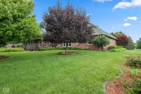 105 Woodfield Green Danville IN 46122