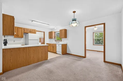 2530 Cedarridge Columbus IN 47203