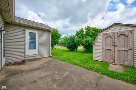 2530 Cedarridge Columbus IN 47203