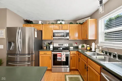 5435 Reston Drive Plainfield IN 46168