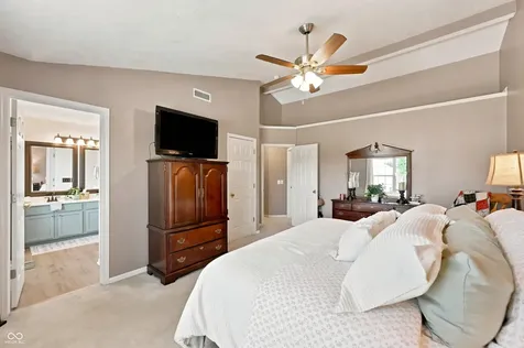 5435 Reston Drive Plainfield IN 46168