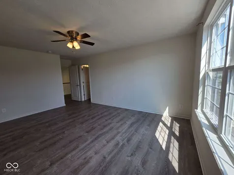 4422 Voyageur Way Carmel IN 46074