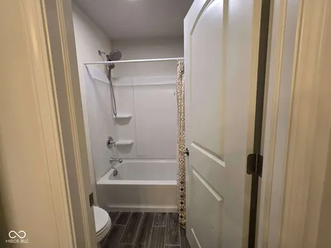 4422 Voyageur Way Carmel IN 46074