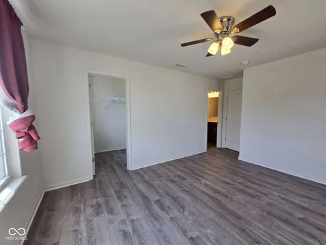 4422 Voyageur Way Carmel IN 46074