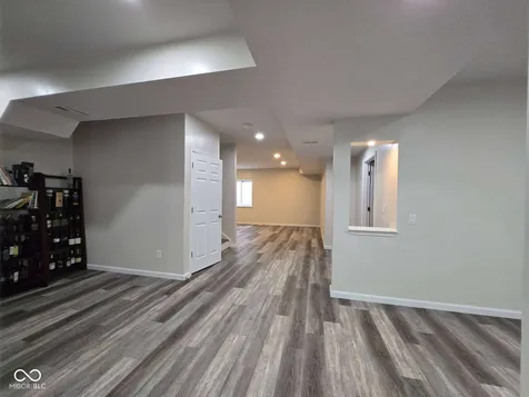 4422 Voyageur Way Carmel IN 46074