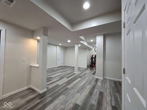 4422 Voyageur Way Carmel IN 46074