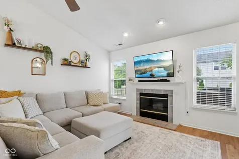 12198 Rambling Road Fishers IN 46037