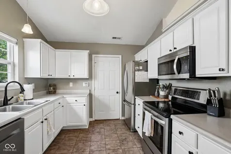 12198 Rambling Road Fishers IN 46037