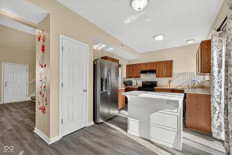 1893 Osman Drive Avon IN 46123