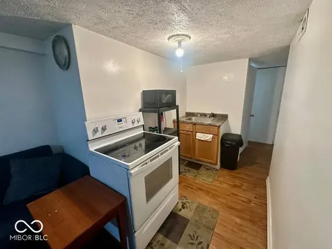 3647 Rockville Road Indianapolis IN 46222