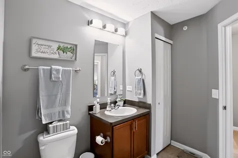 12135 Scoria Drive Fishers IN 46038