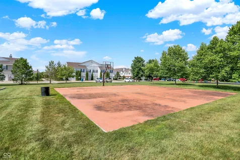 12135 Scoria Drive Fishers IN 46038