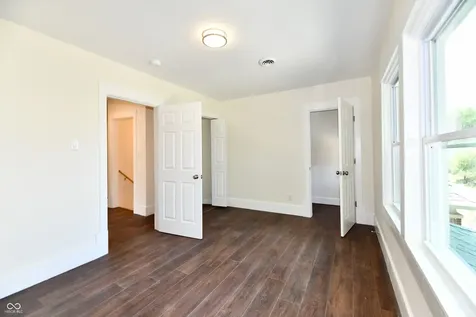 247 Hendricks Place Indianapolis IN 46201